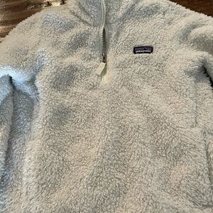 Girls patagonia pullover